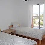 Lumina Sereno 公寓